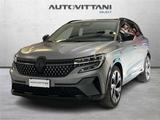 Renault RENAULT Austral 1.2 E-Tech full hybrid Iconic Es - graue Renault Alaskan