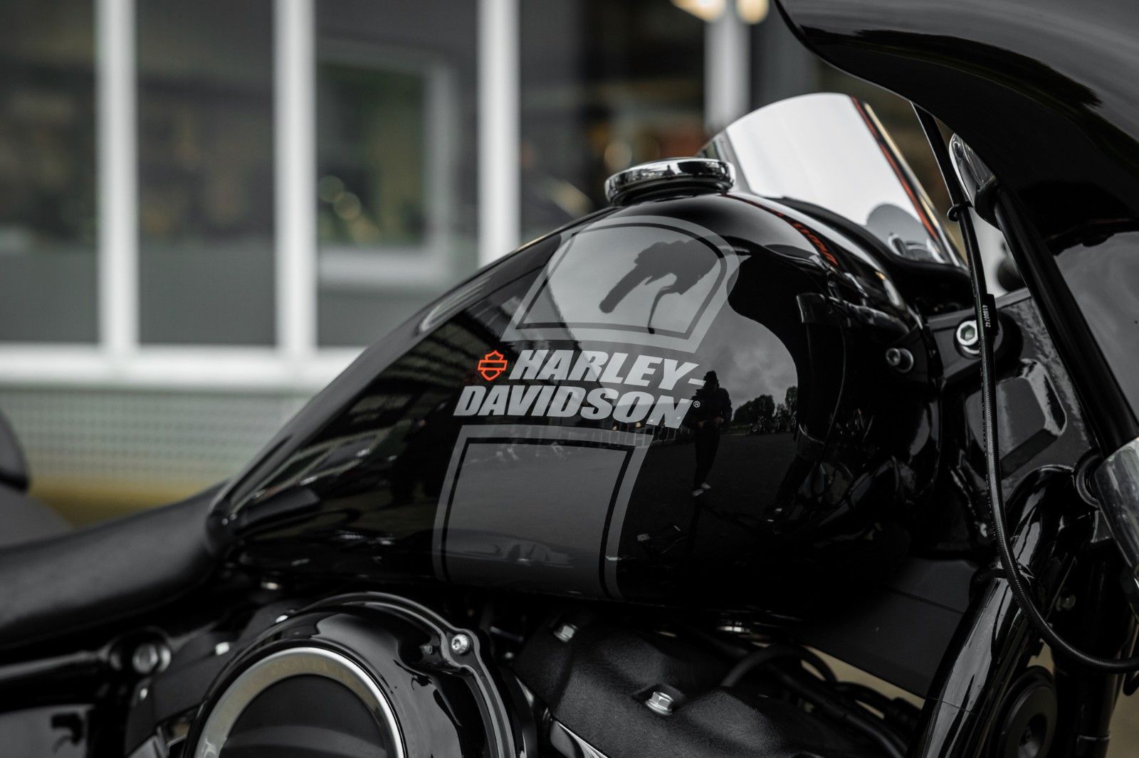 Fahrzeugabbildung Harley-Davidson FLSB Sport Glide Softail - JEKILL & HYDE