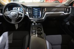 Fahrzeugabbildung Volvo V60 D3 Momentum Pro LED/NAVI/SHZ/AHK/PDC/CAM/DAB