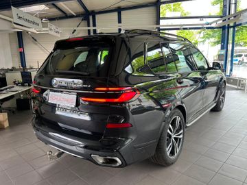 BMW X7 - 12