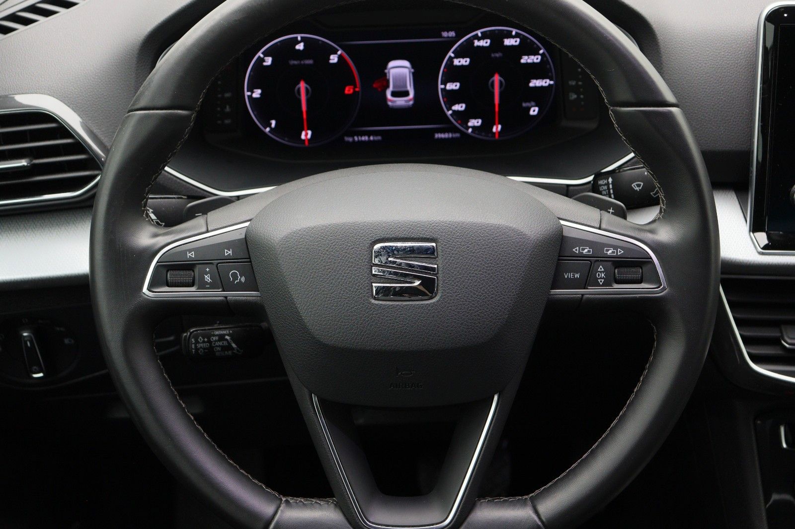 Fahrzeugabbildung SEAT Tarraco 4Drive ACC AHK Navi Kamera7Sitze
