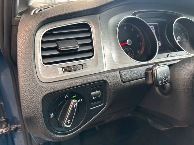MYAUTOCENTER – Gebraucht- und Jahreswagen mit Werkstattservice in Pfaffenhofen Volkswagen Golf VII Variant Comfortline BlueMotion