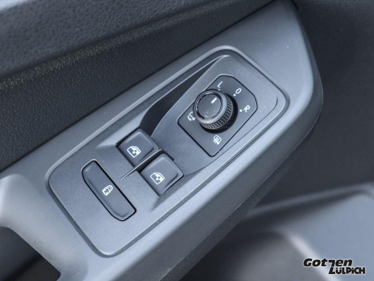 Fahrzeugabbildung Volkswagen Caddy 1.5 TSI Klima AHK App-Connect Winterpaket