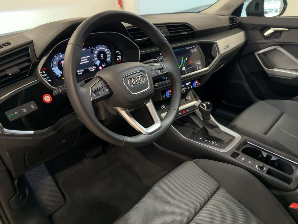 Audi Q3 - Bild 18