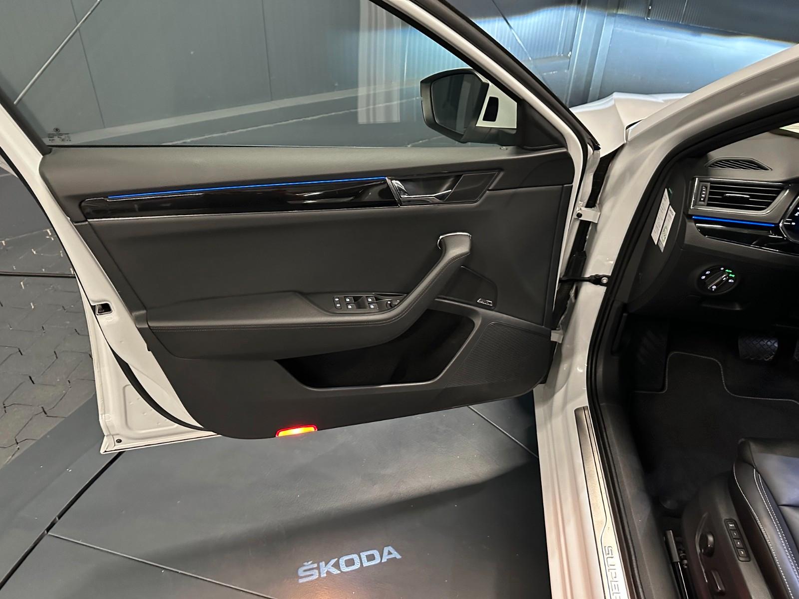 Skoda Superb Combi L&K *19Zoll*AHK*Standhzg*COLUMBUS*, миниатюра 13