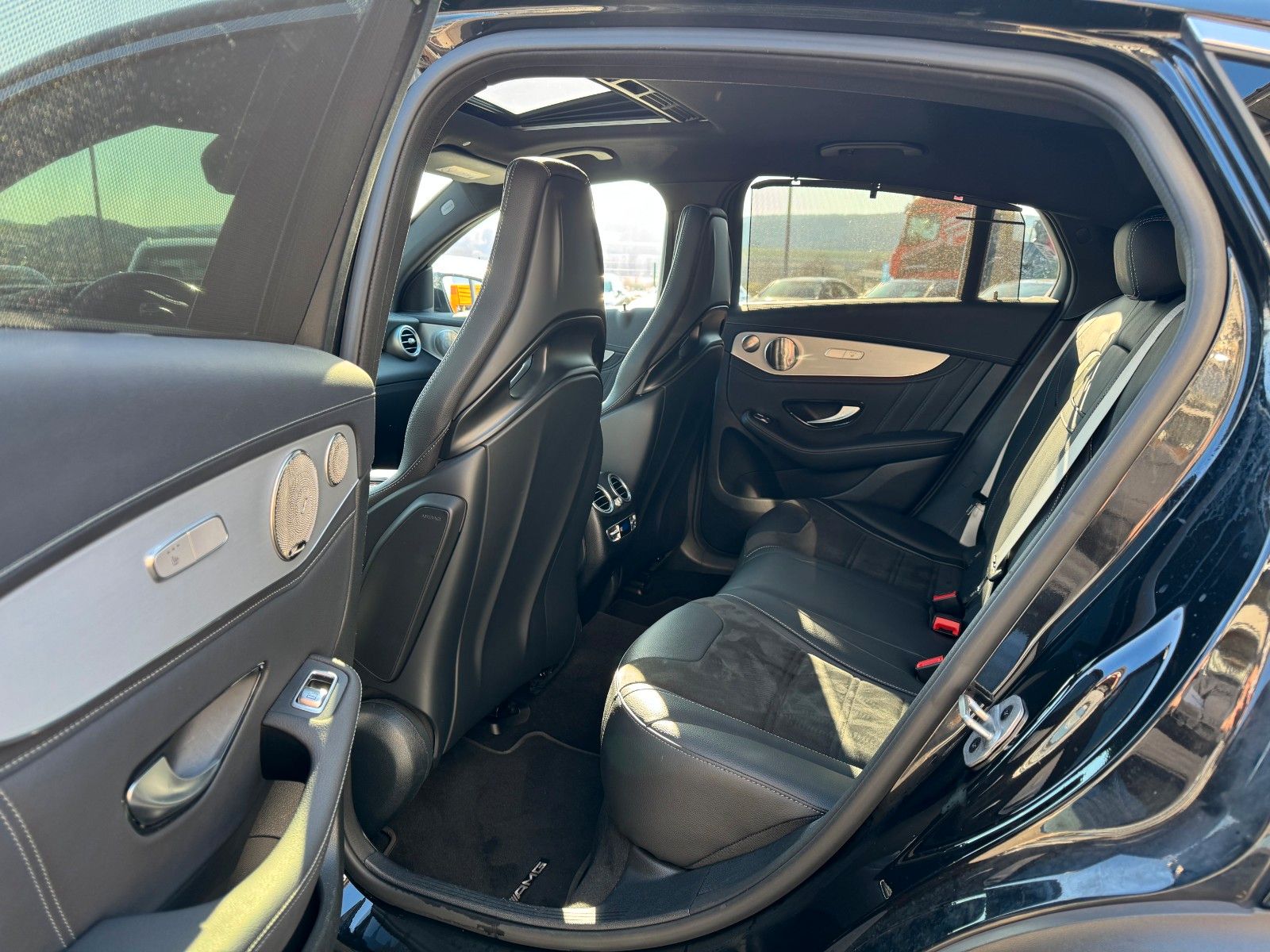 Fahrzeugabbildung Mercedes-Benz GLC 63 S AMG+AirM+Aero+Burm+Memory+360+ESD+