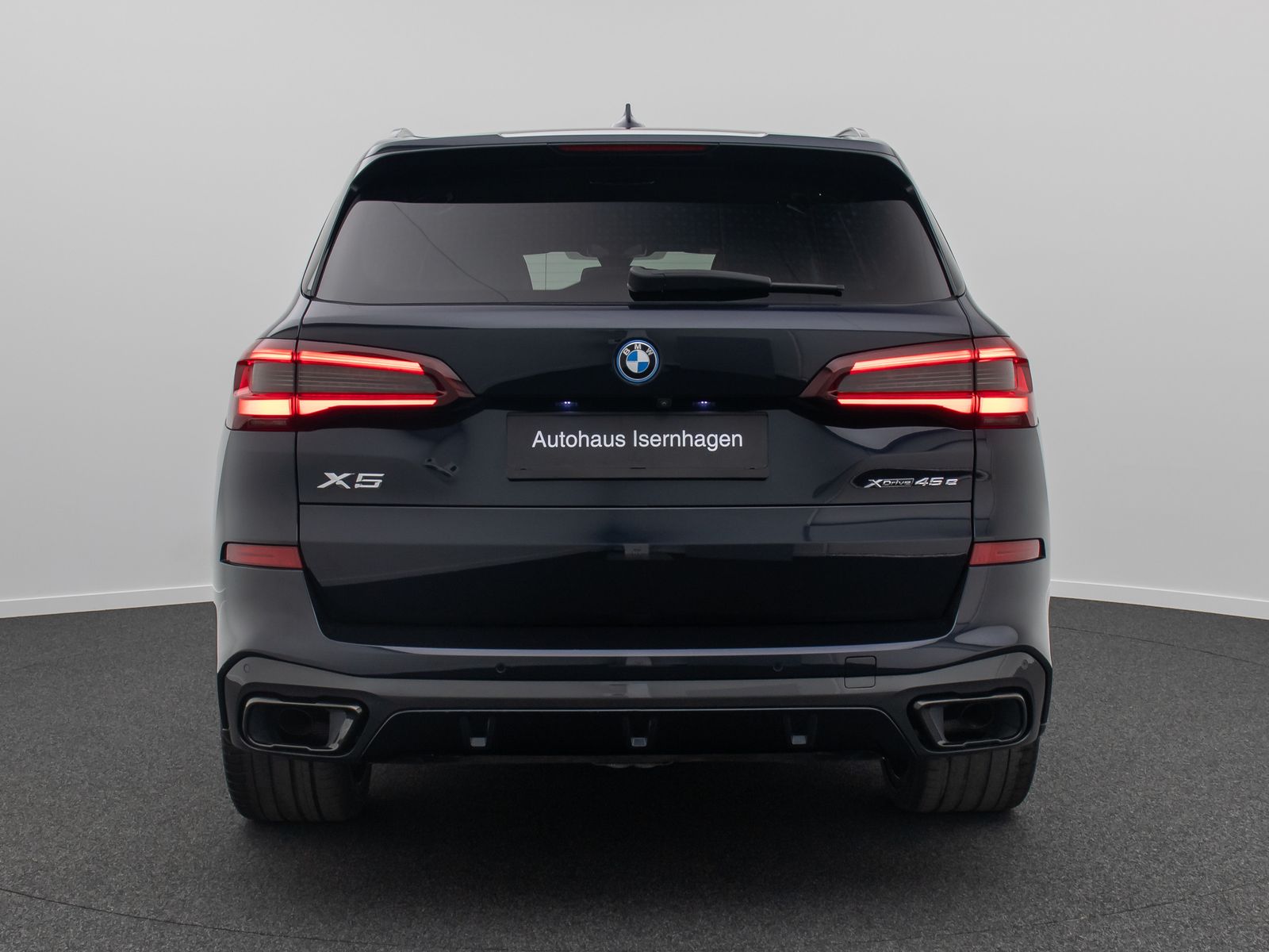 Fahrzeugabbildung BMW X5 xD45e M Sport 360°Laser HUD DAB HiFi AHK 22"