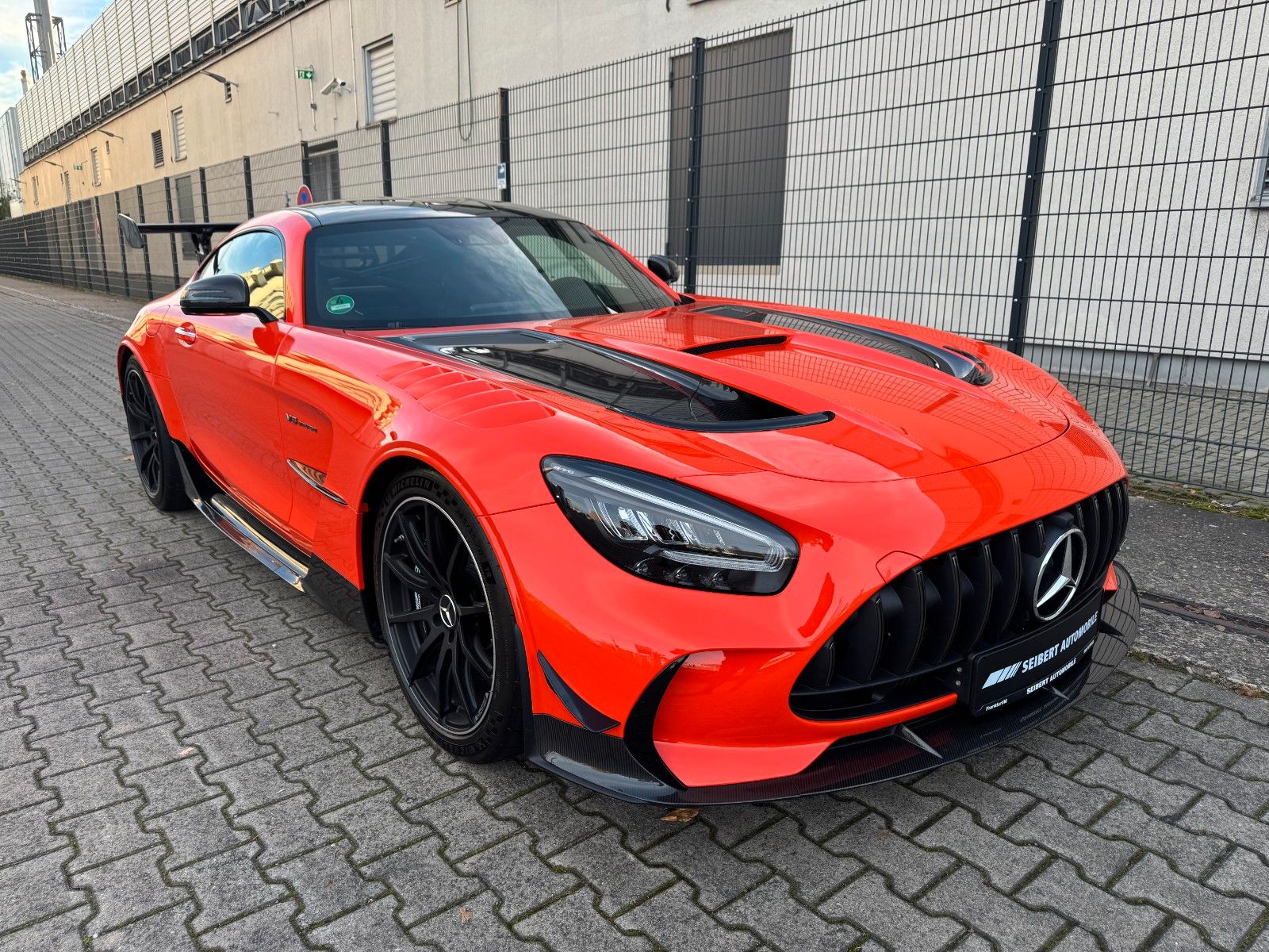 MERCEDES-BENZ AMG GT Black Series CARBON/TRACKPACK/SCHALENSITZ