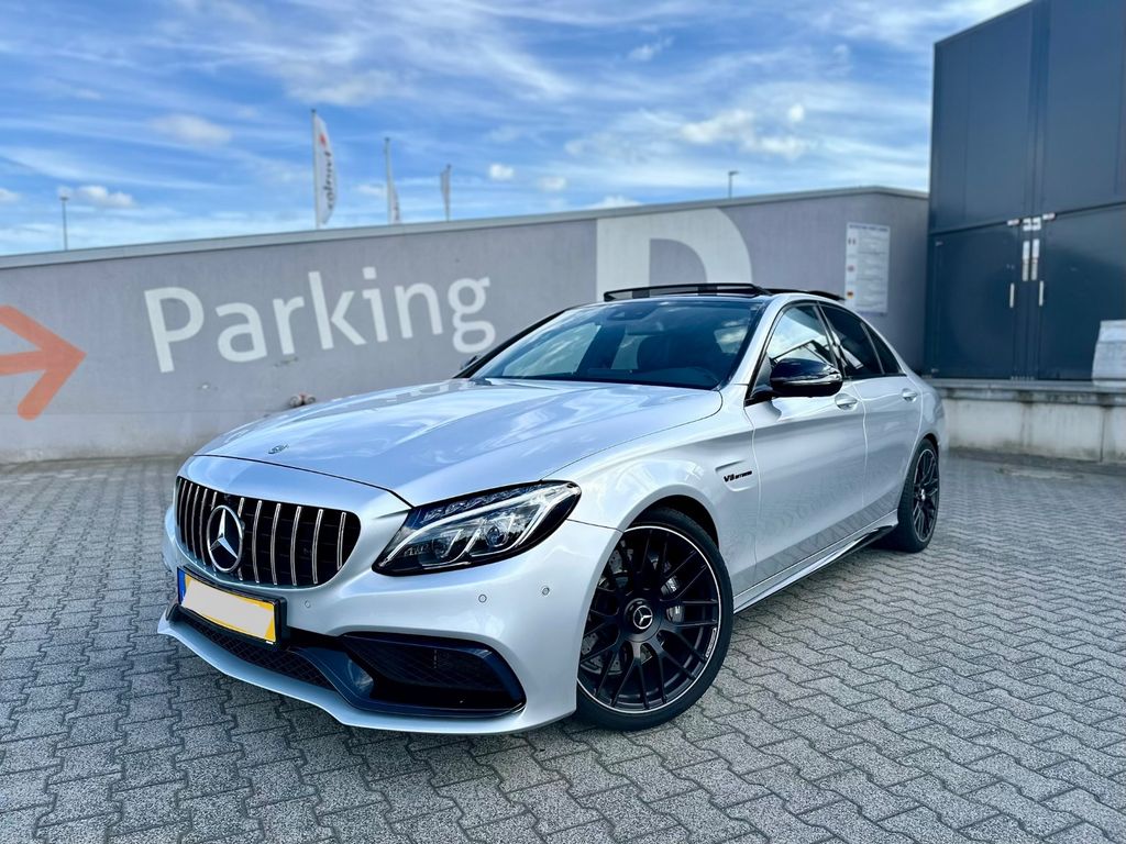 Image of Mercedes-Benz C 63 AMG