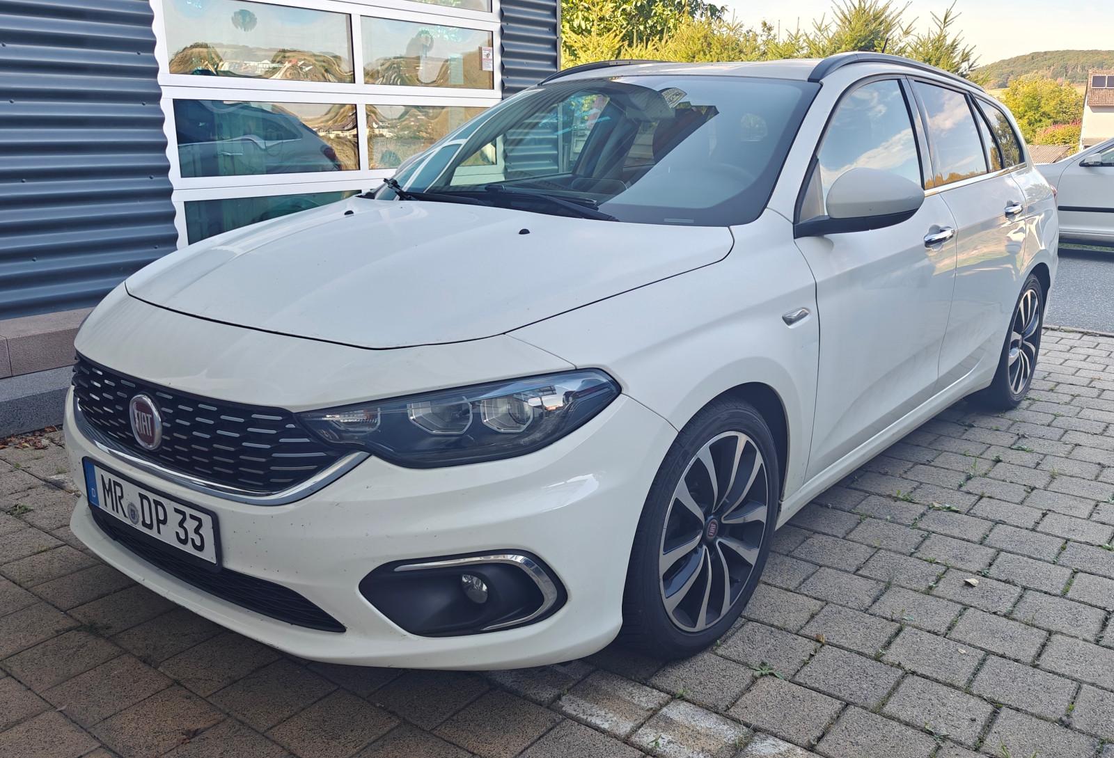 Fiat Tipo 1.6 MultiJet Kombi Navi,Xenon,ACC,17",Mwst.