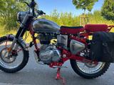 Royal Enfield Trial custom one of 1500 - MOTORRAD TRIAL