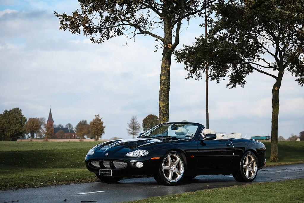 Jaguar XKR