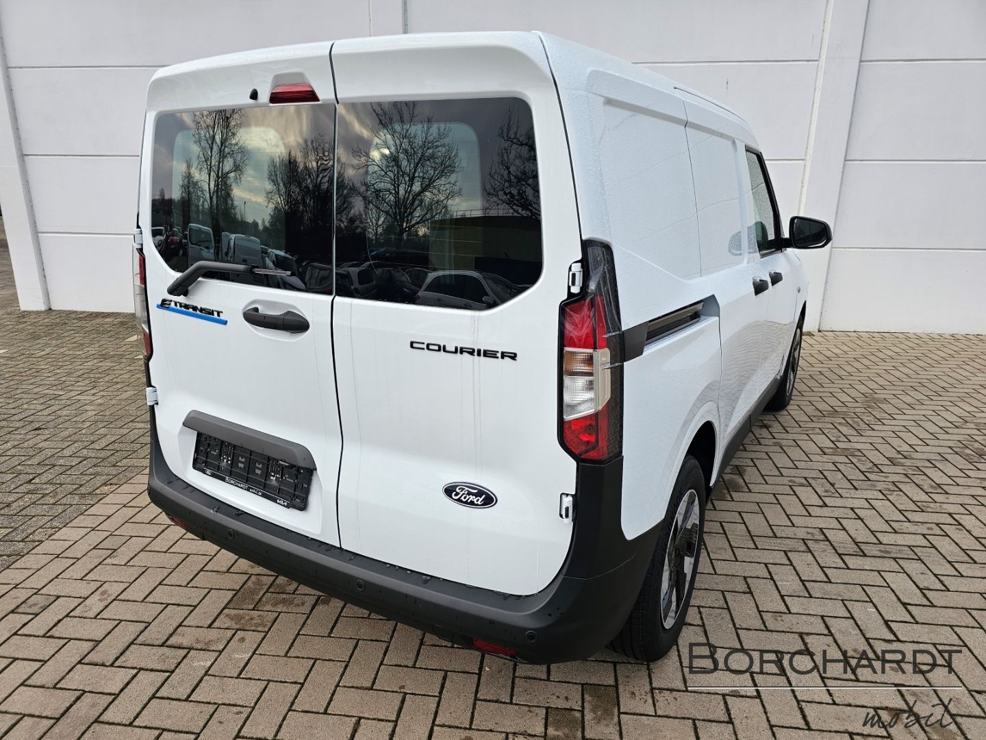 Ford Transit Courier - Bild 9