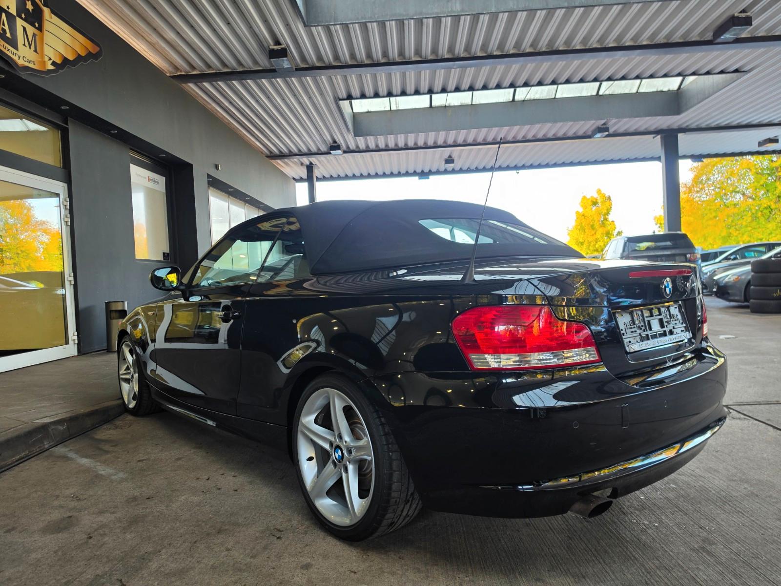 BMW 118i Cabrio M-Sport LEDER/Navi-BMW/PDC/1.Hand