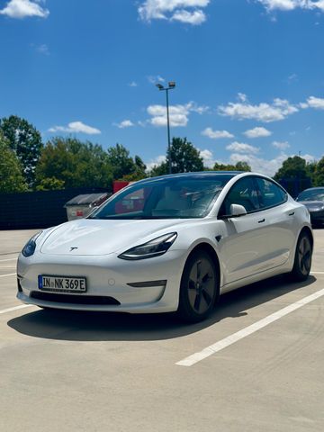 TESLA Model 3 Long Range AWD | FSD | Garantie bis 2029