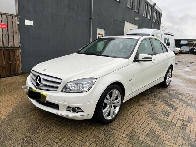 Mercedes-Benz C 180 CDI BlueEFFICIENCY Business Class motor De