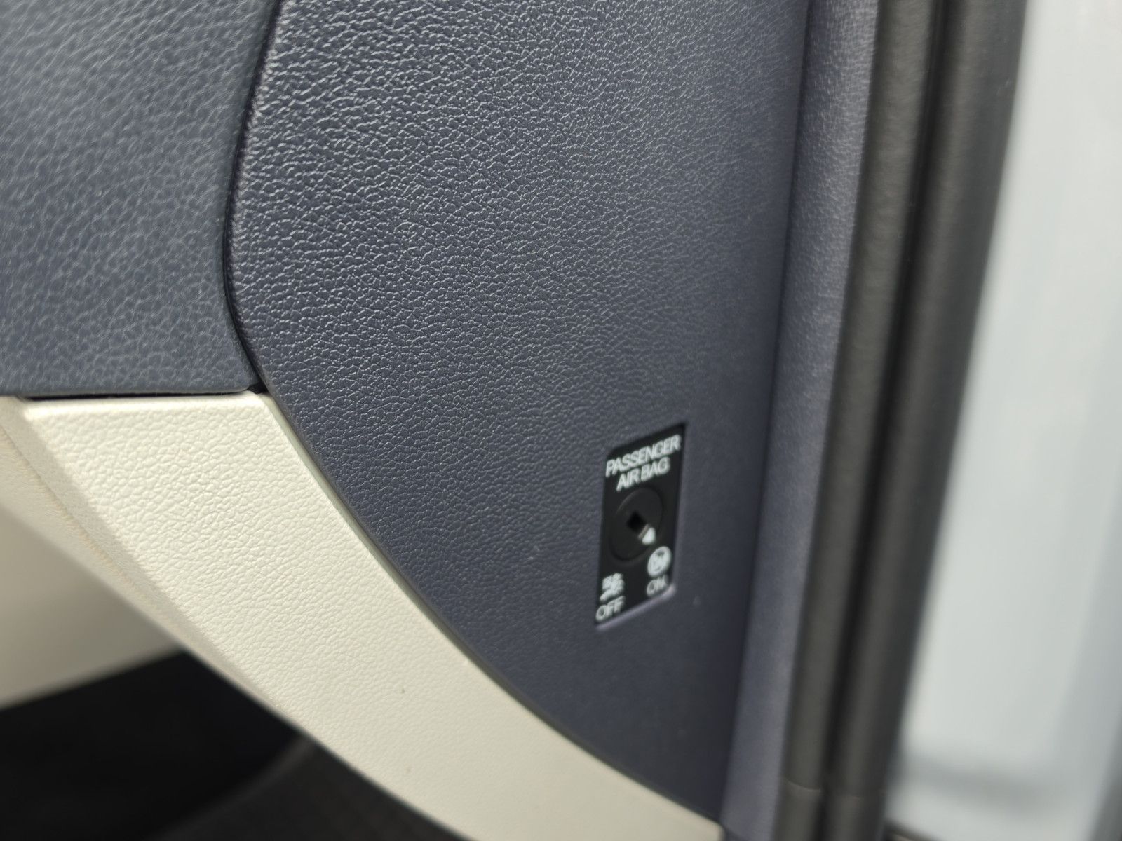 Fahrzeugabbildung Volkswagen Polo VI beats 1.HAND ACC LEDER NAVI DIGITACHO