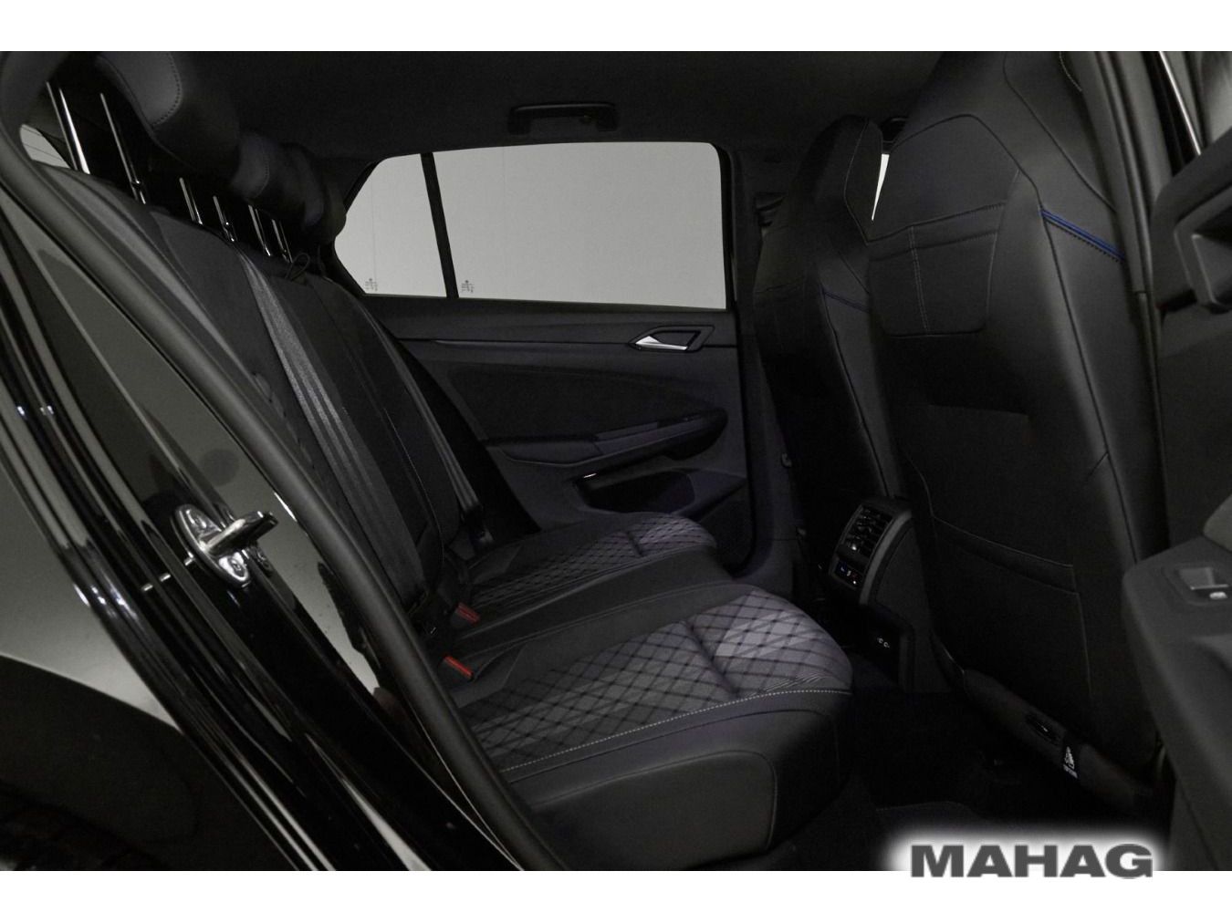 Volkswagen Golf - Bild 12