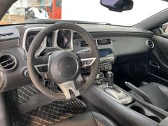 Fahrzeugabbildung Chevrolet Camaro 6.2 V8 Transformers Autom.  Borla 20" HUD