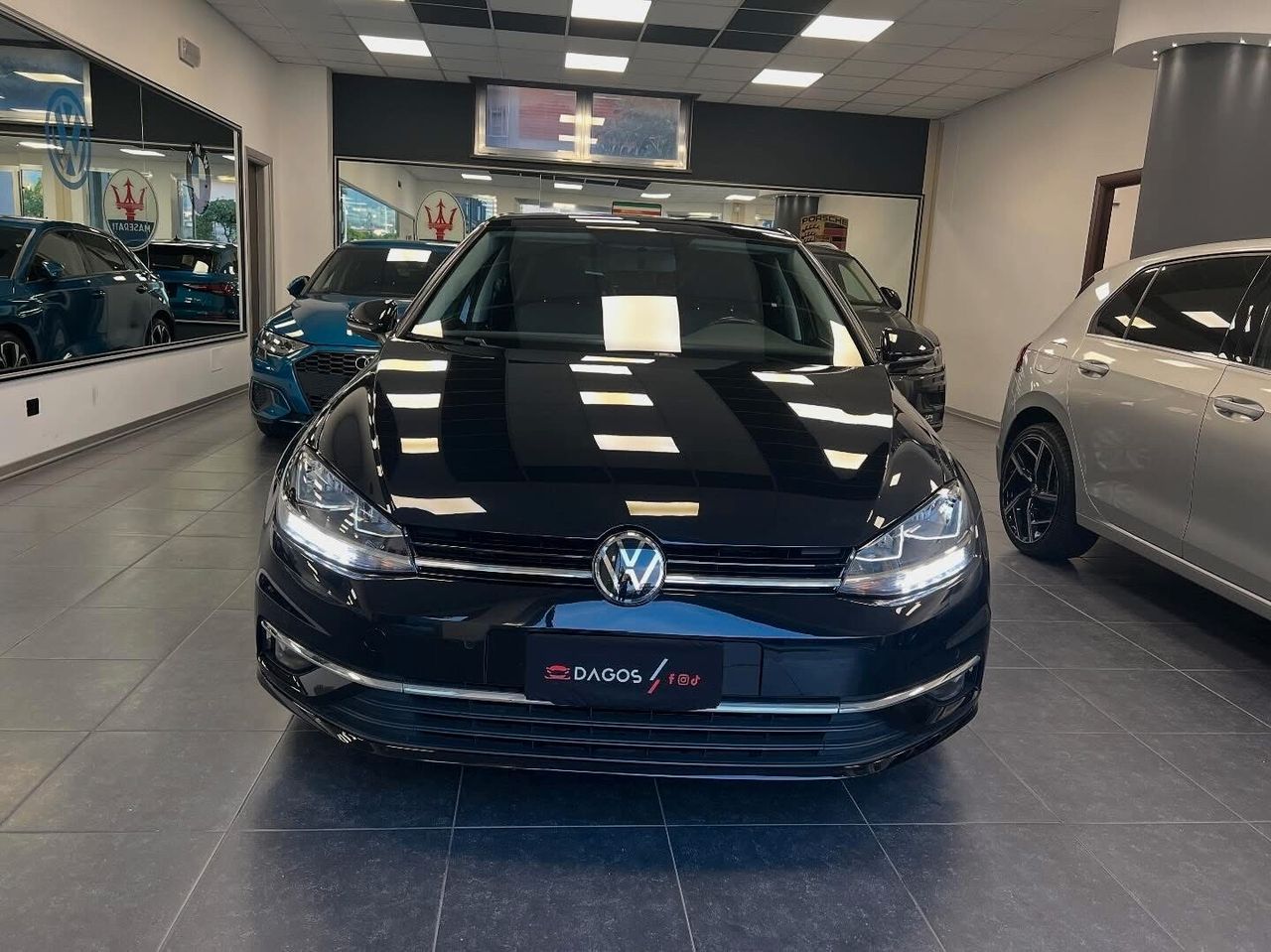 Volkswagen Golf 1.6 TDI 115CV DSG 5p. Business B imagem 2