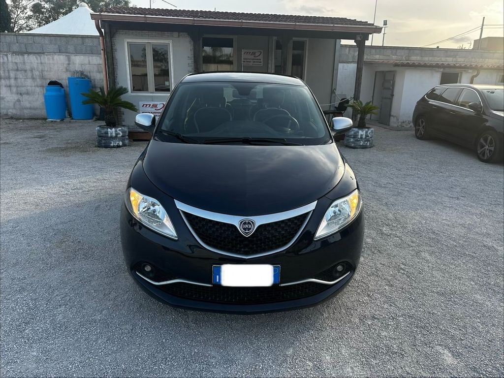 Image of Lancia Ypsilon