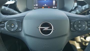 Bild 10 Opel CORSA F 1.2 GS