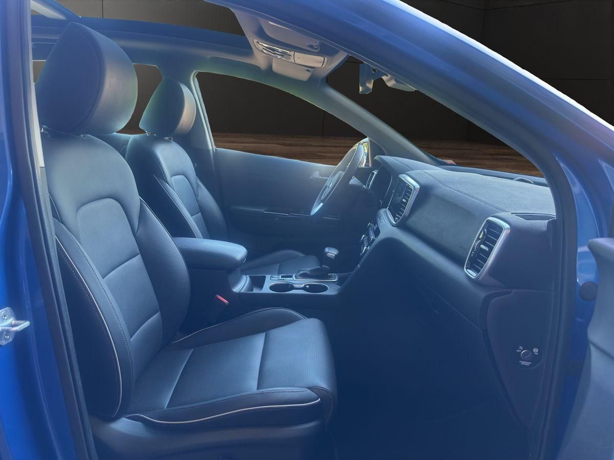 Sportage Platinum Edition 4WD PANO NAVI LED