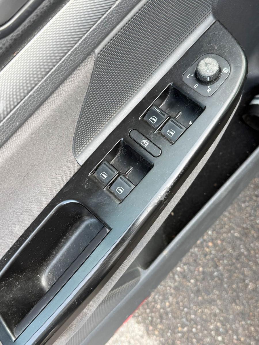Volkswagen Golf 2009 — photo 10