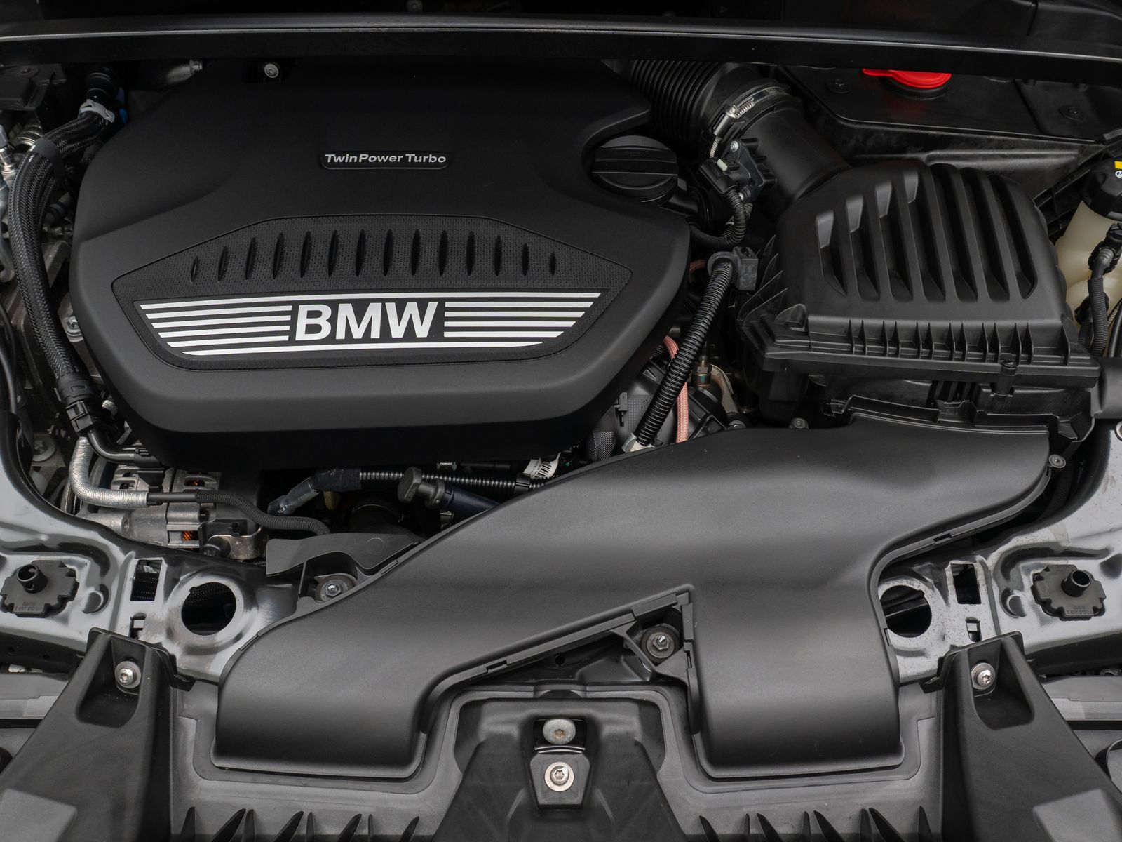 Fahrzeugabbildung BMW X1 xD18d Navi DAB Lordos GeschwindigReg Panorama