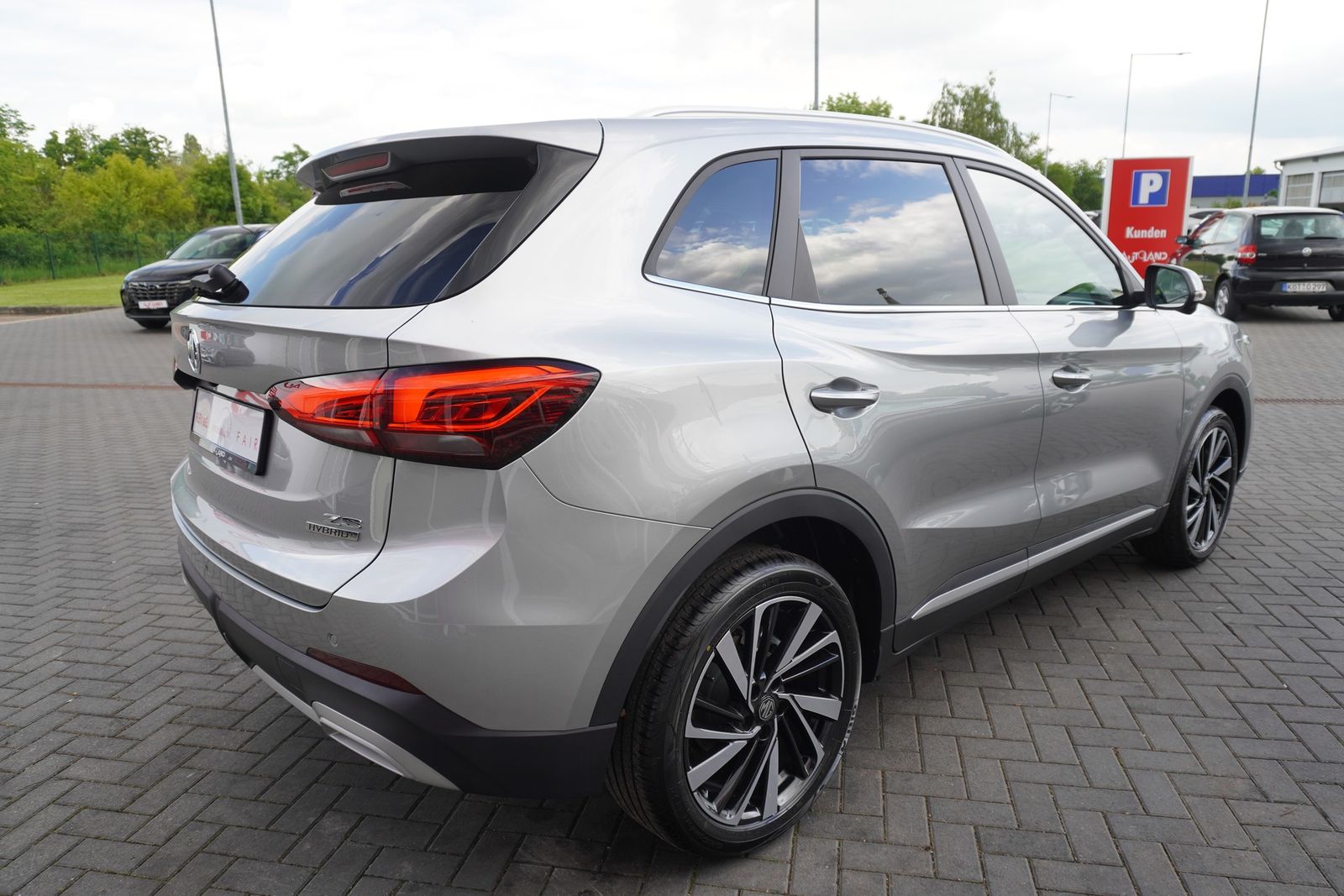 MG ZS