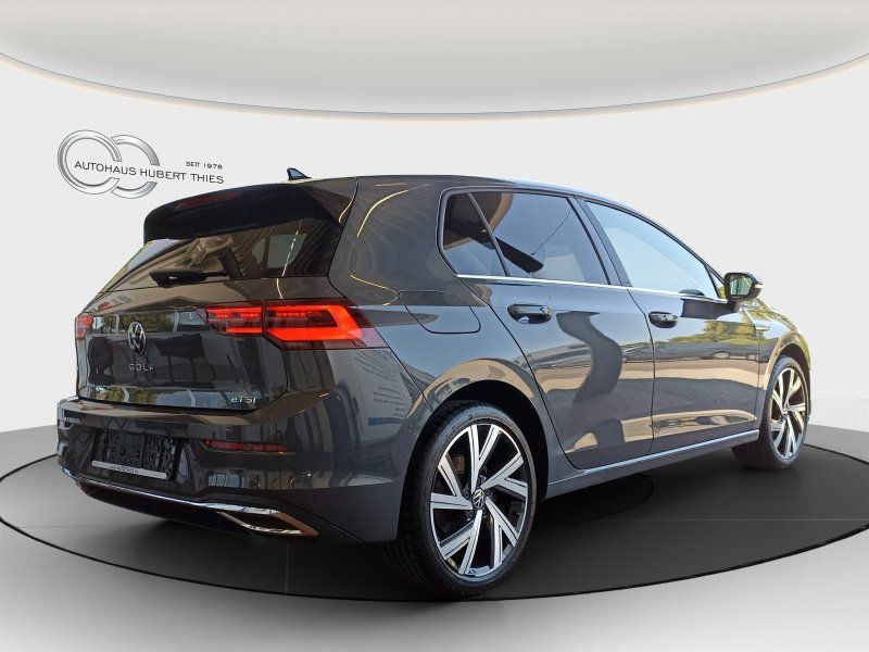 Fahrzeugansicht 7 Fahrzeugabbildung Volkswagen Golf VIII 1.5 eTSI Style DSG MATRIX-LED+KAMERA+