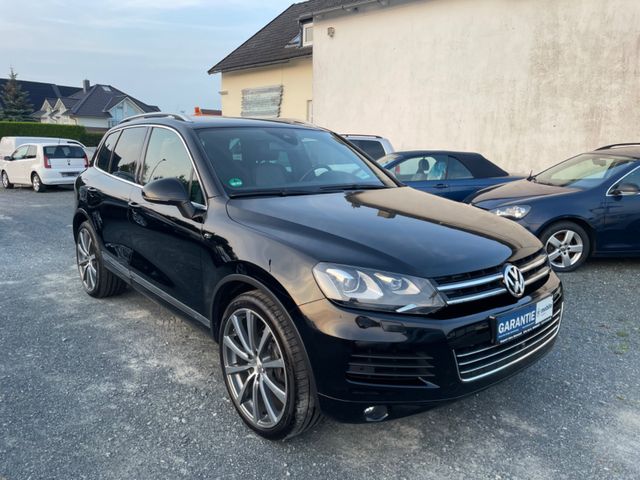 Volkswagen Touareg V6 3.0TDI BMT*R-LINE*22ZOLL*AHK