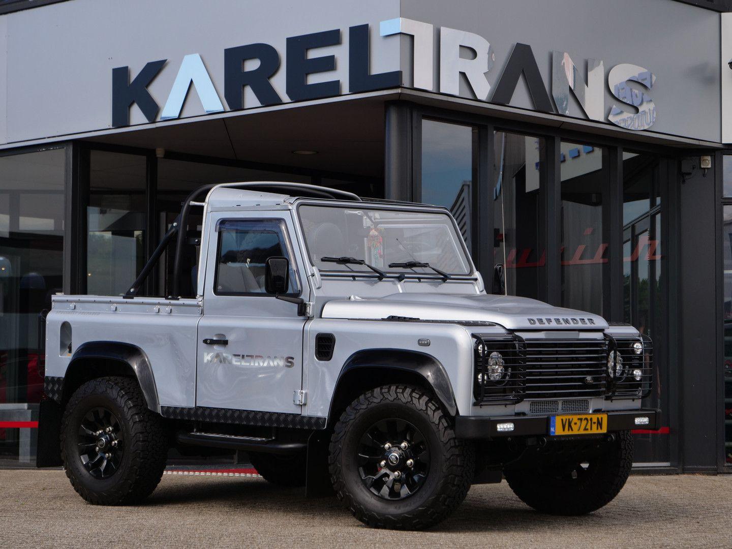Land Rover Defender 2.4 TD Soft Top 90 | voor de liefhebber