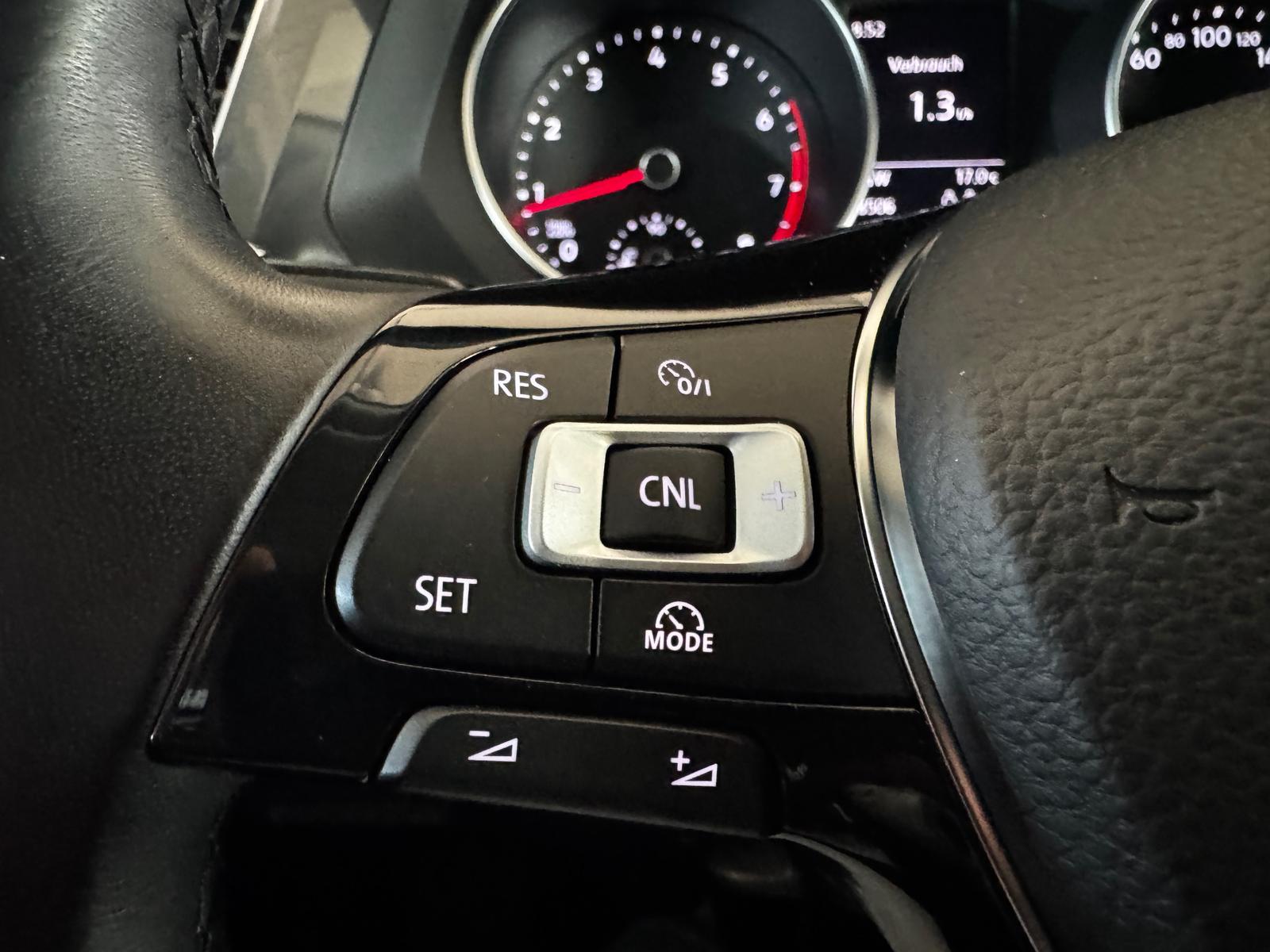 Volkswagen Tiguan 1.4 TSI Navi LED 3-Zonen-Klima RFK