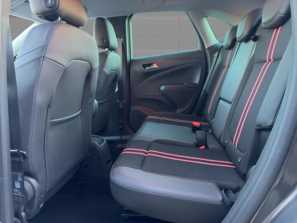 Fahrzeugabbildung Opel Crossland GS Automatik LED Schweinwerfer