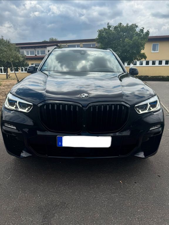 Image of BMW X5