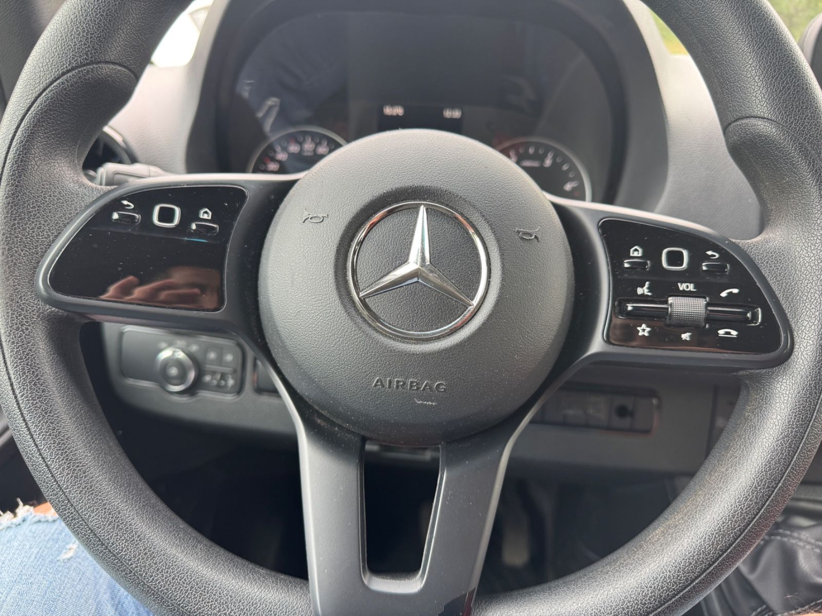 Fahrzeugabbildung Mercedes-Benz Sprinter III 314 CDI 9 Sitzer Doppelklima+9Sitze
