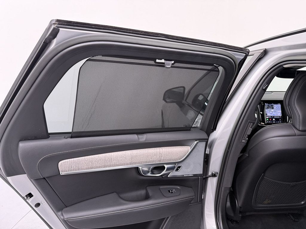 Volvo V90 T8 AWD Recharge Plug-In Hybrid Ultimate Dark foto 17