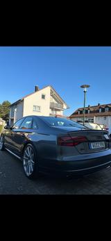 Audi S8 4.0 TFSI plus tiptronic quattro - - Audi S8: Plus