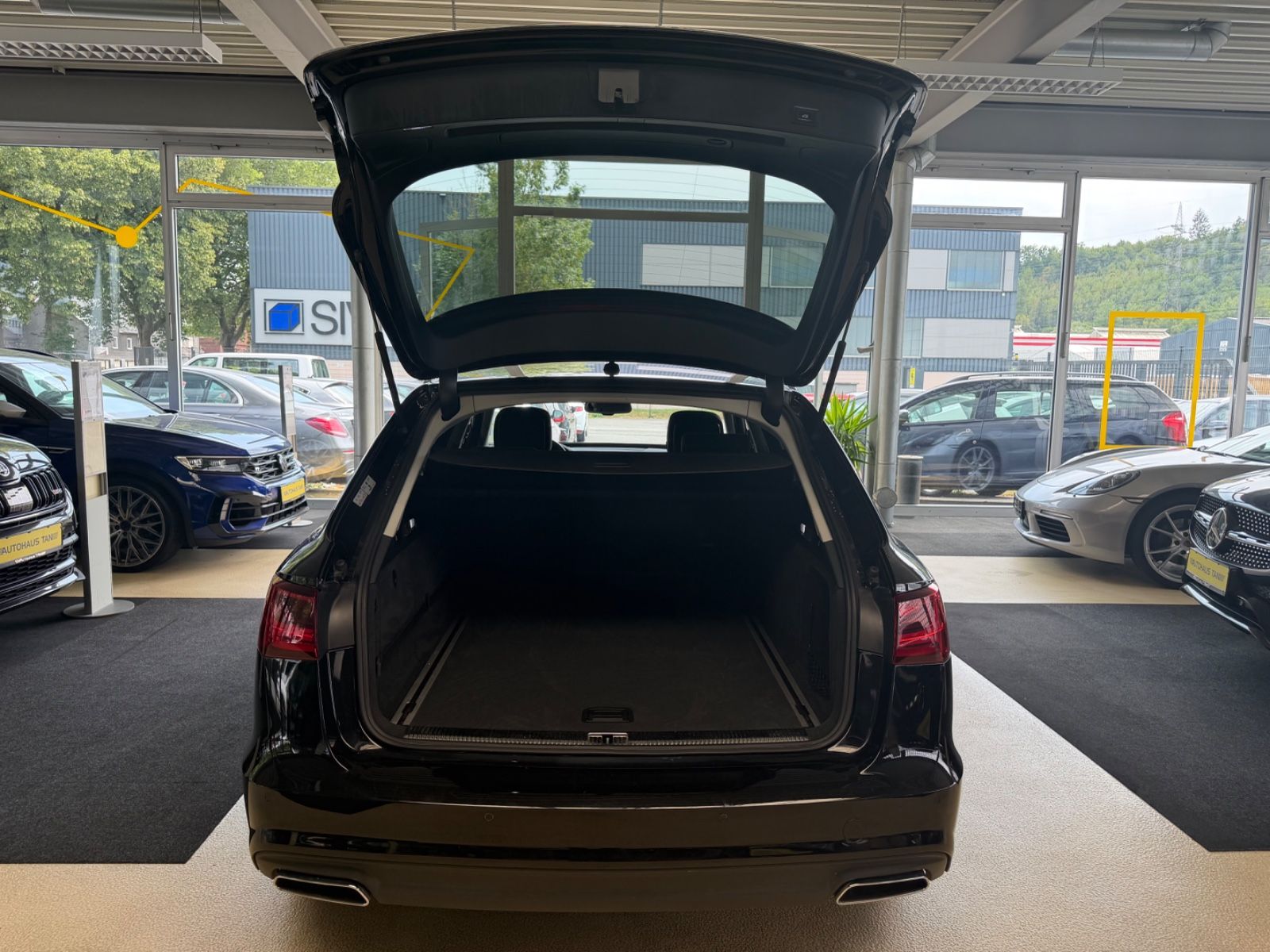 Fahrzeugabbildung Audi A6 Avant 2.0 TDI ultra