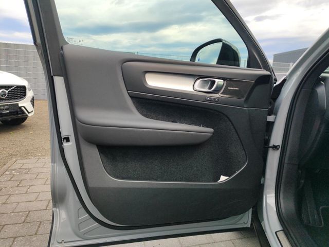VOLVO XC 40 (Bild 16 von Array)