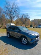 Toyota toyota highlander 2020 benzin 3.5 top zustand - Toyota Highlander: Automatik