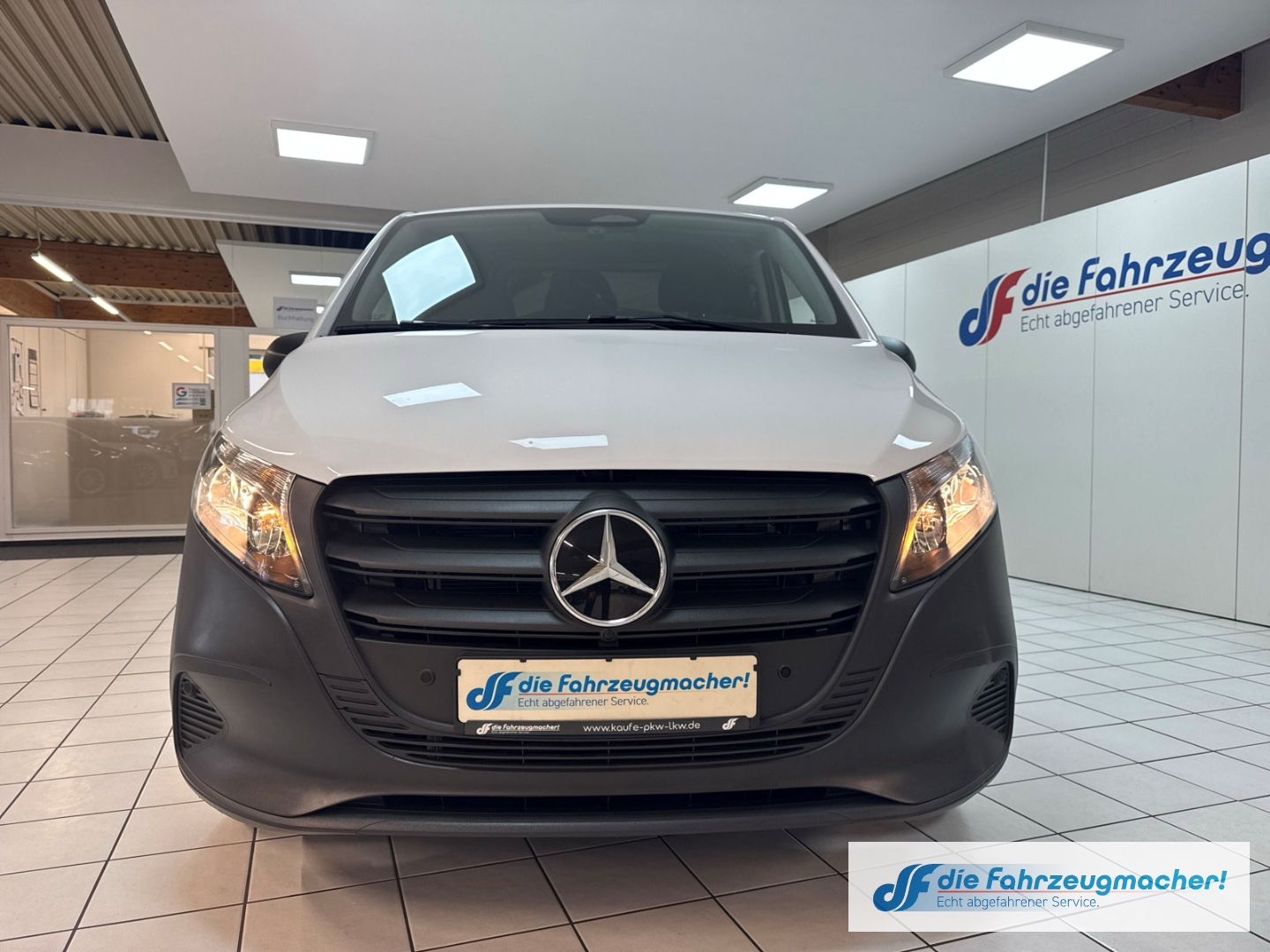 Fahrzeugabbildung Mercedes-Benz Vito Kasten 116 CDI PRO Facelift lang Navi Apple