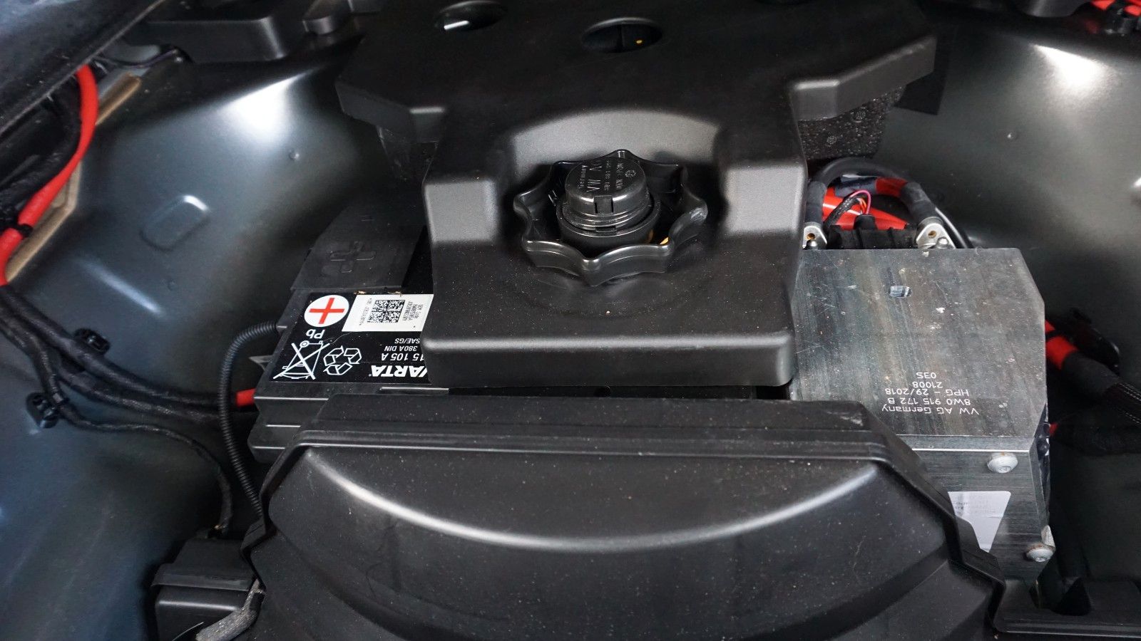 Fahrzeugabbildung Audi A5 Sportback 40 TFSI Sport, Navi, AHK,Kamera,+WR