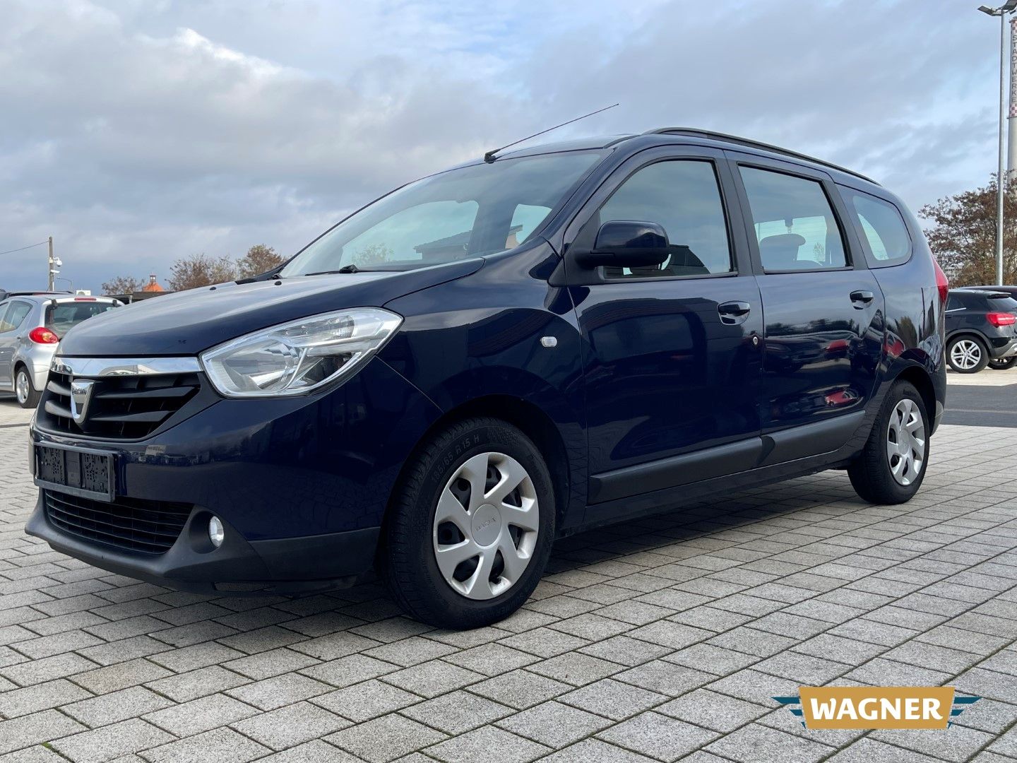 Fahrzeugabbildung Dacia Lodgy Laureate 4x2 1.5 dCi 110 FAP Klimaanlage