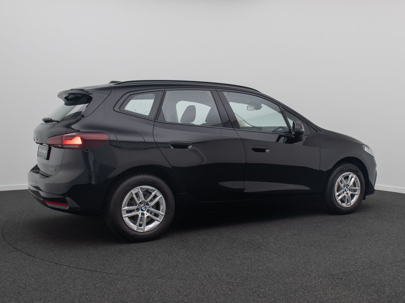 Fahrzeugabbildung BMW 216i Active Tourer Kamera DAB Sitzhzg Alarm LED
