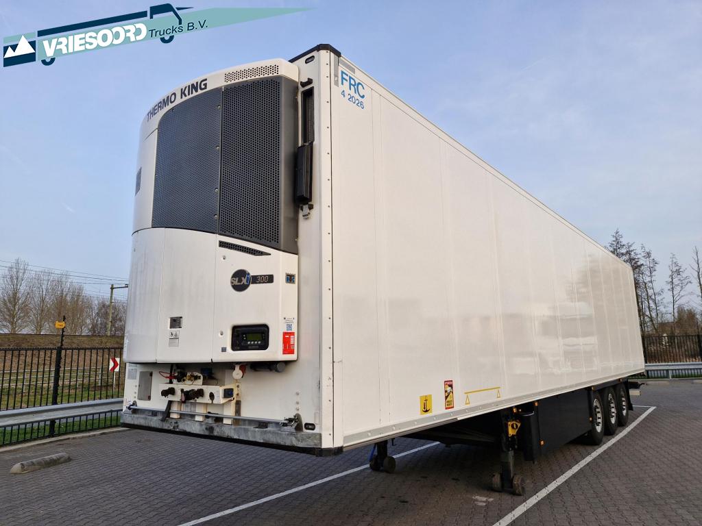 Schmitz Cargobull SKO 24 BLOEMENUITVOERING