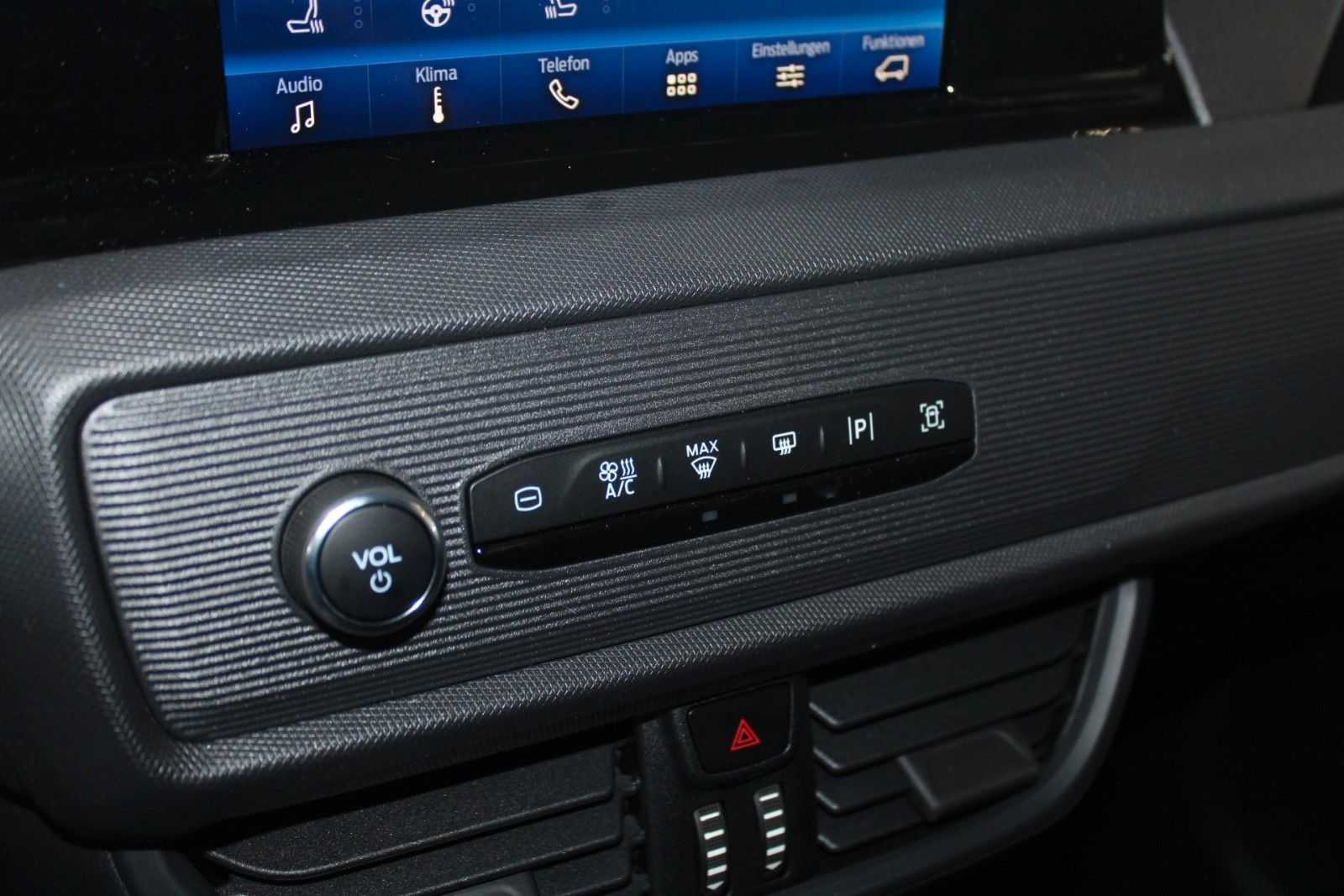 Fahrzeugabbildung Ford Transit Courier TREND Kasten KLIMA CAM WinterPak