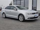 Volkswagen Jetta VI 2.0 Highline Top Zustand!!! - Volkswagen Jetta mit Diesel-Antrieb