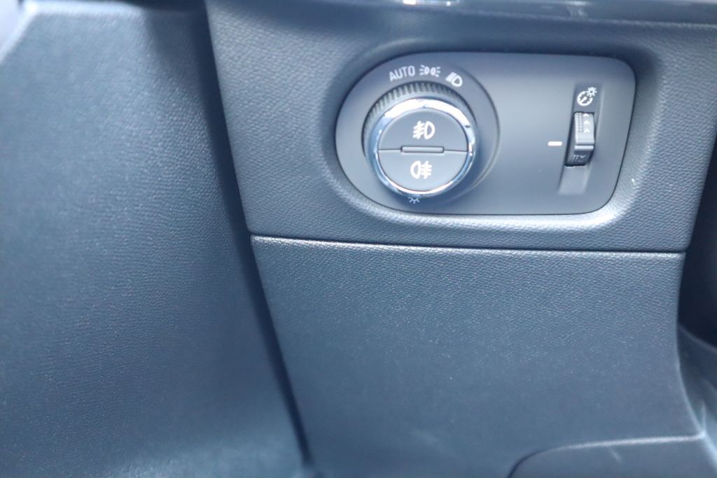 Fahrzeugabbildung Opel Mokka-e Ultimate+Navi+Kamera+Matrix+